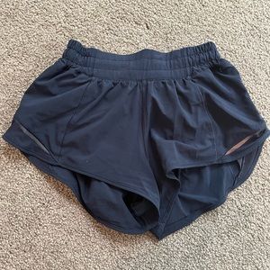 Lululemon navy hotty hot shorts 2.5 inch size 2